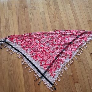 Leigh and Luca Scarf